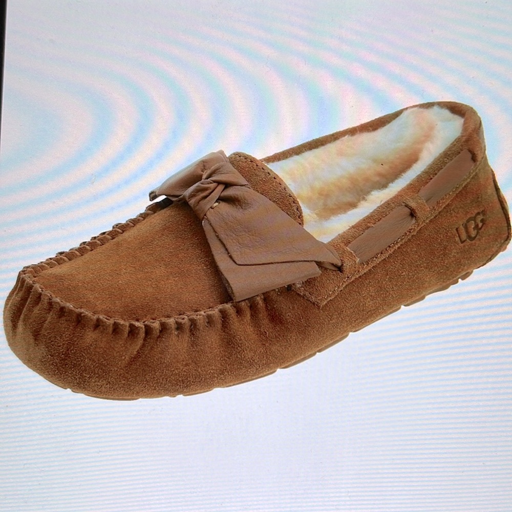 UGG Dakota Chestnut Sheepskin Leather Bow Slippers size 11